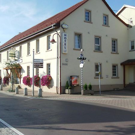 Garni Zum Adler Hotel Gensingen ภายนอก รูปภาพ